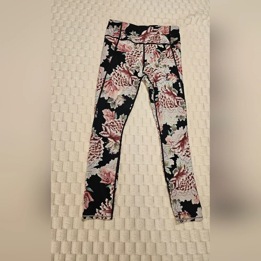 Athleta-  Run Free Garden Party Floral Leggings- Size S - Picture 6 of 13